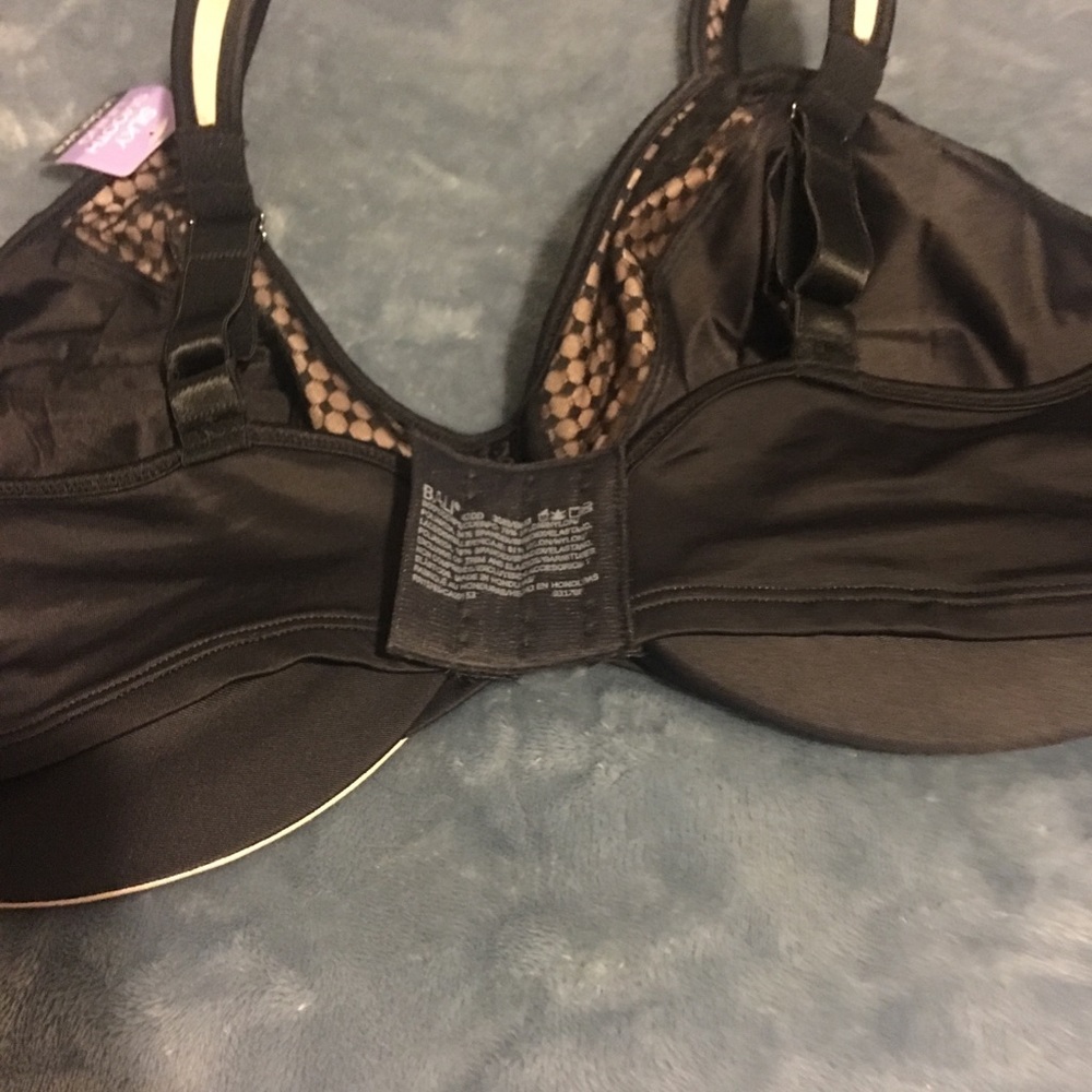 Bra! - Picture 2 of 5